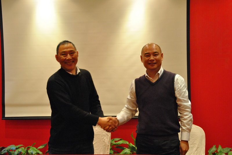 公司召开2011-2012年度中层及以上干部扩大聚会-佰福国际药业
