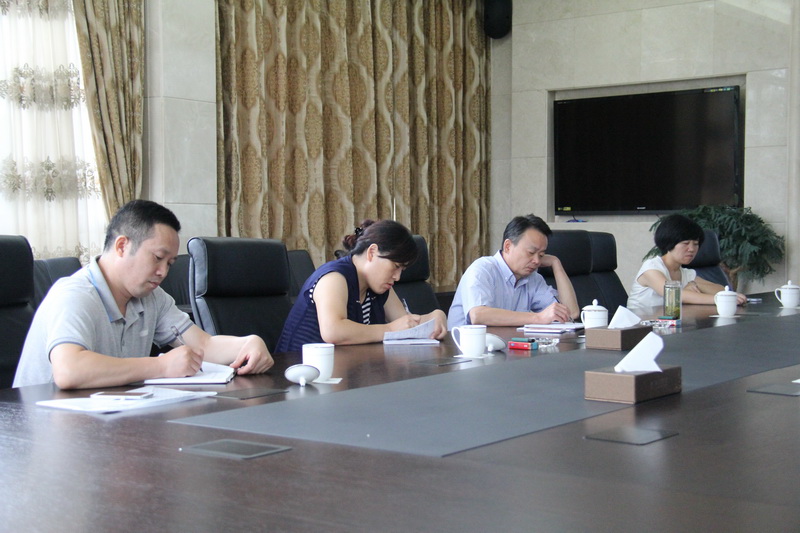 县政协副主席、总工会主席何小伟莅临公司指导事情-佰福国际药业